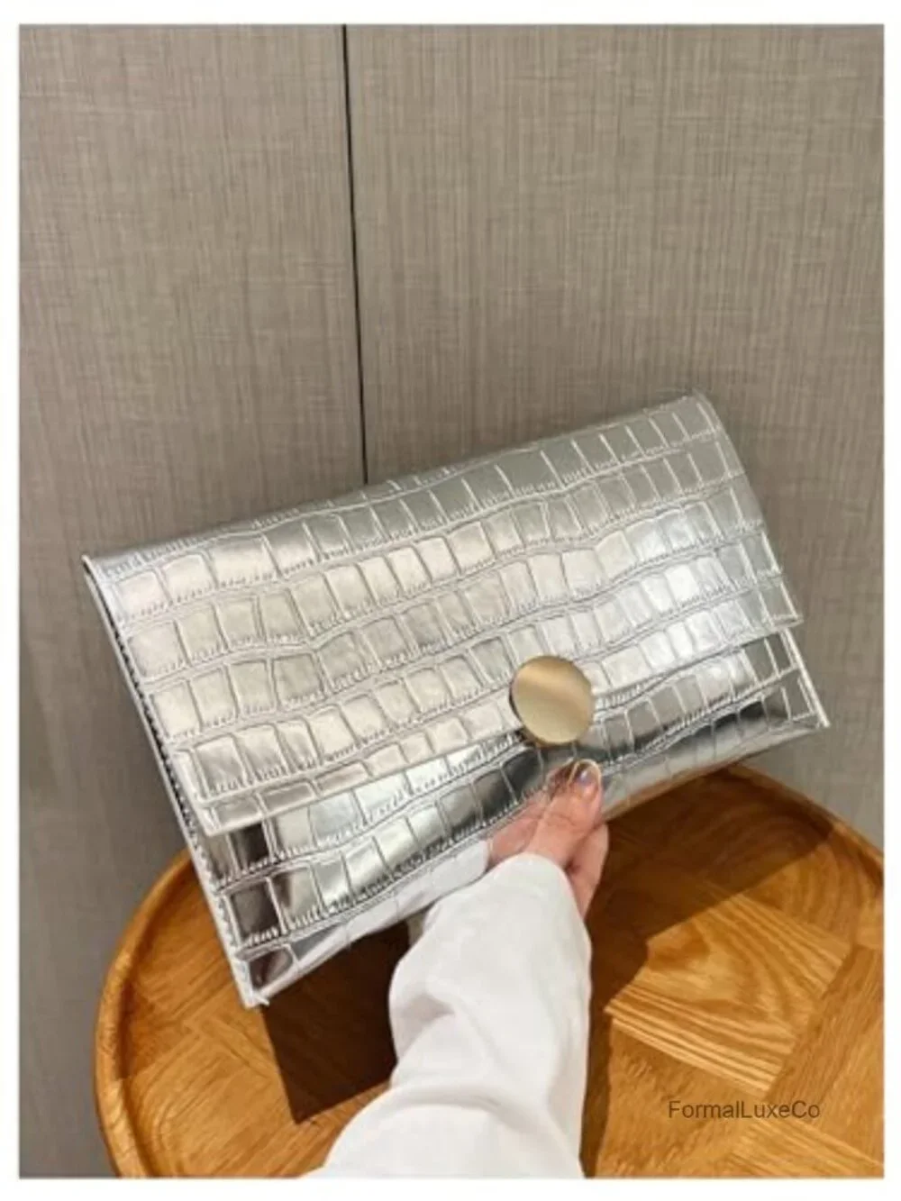 Verdusa Women's Clutch Evening Bags Trendy Envelope Handbag Metallic Purse